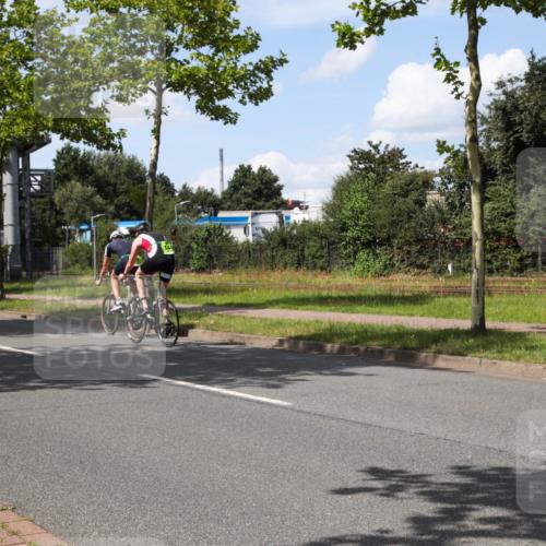 10.08.2025 - GEWOBA Citytriathlon Bremen Yannick Fuchs http://msf.ph/oto/8574603 10.08.2025 14:15:33 Radfahren 45, 54, 55, 72, 97, 98, 118, 123, 187 meine-sportfotos.de