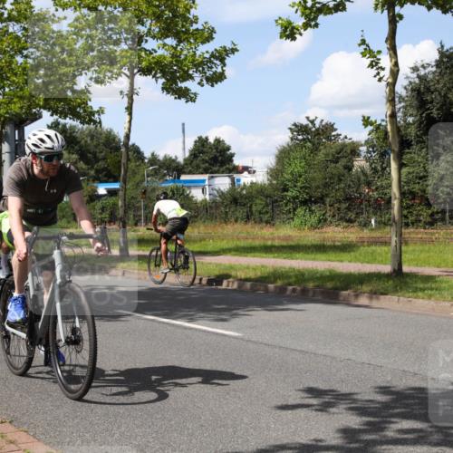 10.08.2025 - GEWOBA Citytriathlon Bremen Yannick Fuchs http://msf.ph/oto/8574606 10.08.2025 14:15:35 Radfahren 54, 72, 74, 97, 98, 118, 123, 187 meine-sportfotos.de