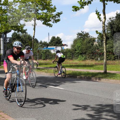 10.08.2025 - GEWOBA Citytriathlon Bremen Yannick Fuchs http://msf.ph/oto/8574631 10.08.2025 14:16:04 Radfahren 2, 23, 24, 43, 46, 62, 65, 92, 129, 271 meine-sportfotos.de