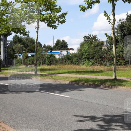 10.08.2025 - GEWOBA Citytriathlon Bremen Yannick Fuchs http://msf.ph/oto/8574652 10.08.2025 14:16:12 Radfahren 2, 23, 24, 38, 43, 46, 48, 62, 63, 65, 92, 129 meine-sportfotos.de
