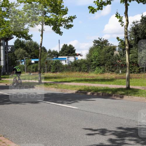 10.08.2025 - GEWOBA Citytriathlon Bremen Yannick Fuchs http://msf.ph/oto/8574659 10.08.2025 14:16:15 Radfahren 2, 23, 24, 38, 46, 48, 57, 62, 63, 65, 92, 129, 144 meine-sportfotos.de