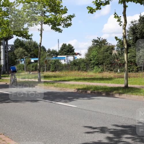 10.08.2025 - GEWOBA Citytriathlon Bremen Yannick Fuchs http://msf.ph/oto/8574669 10.08.2025 14:16:19 Radfahren 2, 23, 24, 31, 38, 48, 57, 62, 63, 65, 121, 144 meine-sportfotos.de