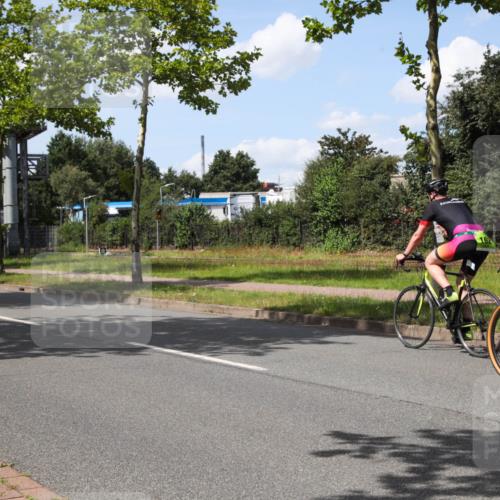 10.08.2025 - GEWOBA Citytriathlon Bremen Yannick Fuchs http://msf.ph/oto/8574857 10.08.2025 14:18:19 Radfahren 47, 75, 94, 100, 147, 214, 255, 295 meine-sportfotos.de