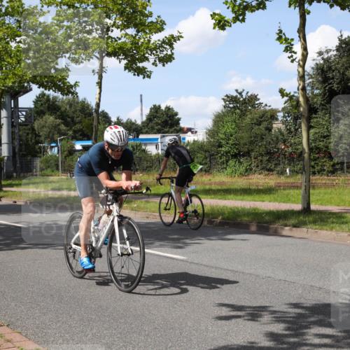 10.08.2025 - GEWOBA Citytriathlon Bremen Yannick Fuchs http://msf.ph/oto/8574861 10.08.2025 14:18:23 Radfahren 47, 75, 94, 100, 131, 147, 255, 295 meine-sportfotos.de