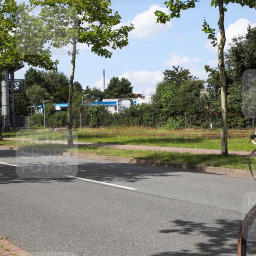 10.08.2025 - GEWOBA Citytriathlon Bremen Yannick Fuchs http://msf.ph/oto/8574878 10.08.2025 14:18:35 Radfahren 30, 47, 50, 75, 81, 94, 100, 131, 147, 255, 314 meine-sportfotos.de