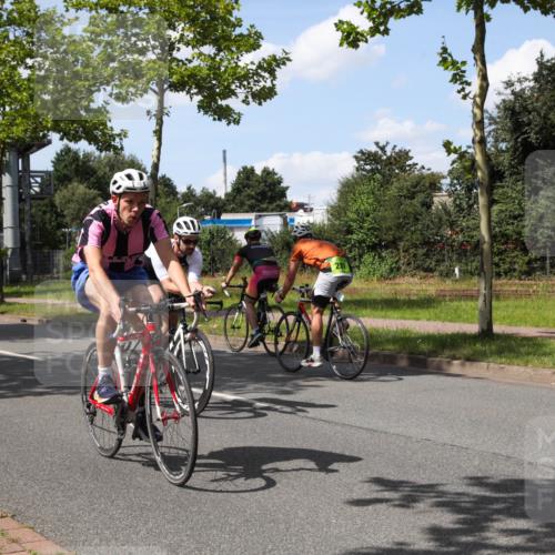 10.08.2025 - GEWOBA Citytriathlon Bremen Yannick Fuchs http://msf.ph/oto/8574893 10.08.2025 14:18:49 Radfahren 30, 50, 81, 106, 116, 261, 264, 314 meine-sportfotos.de