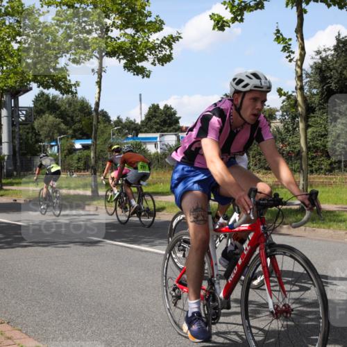 10.08.2025 - GEWOBA Citytriathlon Bremen Yannick Fuchs http://msf.ph/oto/8574894 10.08.2025 14:18:49 Radfahren 30, 50, 81, 106, 116, 261, 264, 314 meine-sportfotos.de