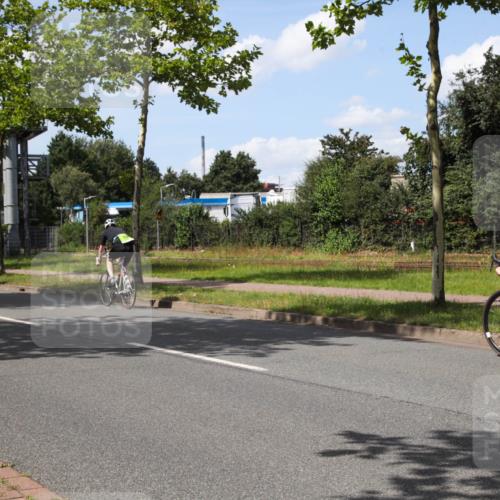 10.08.2025 - GEWOBA Citytriathlon Bremen Yannick Fuchs http://msf.ph/oto/8574913 10.08.2025 14:19:09 Radfahren 101, 116, 124, 126, 139, 162, 201, 254, 261, 264 meine-sportfotos.de