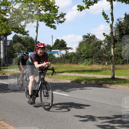 10.08.2025 - GEWOBA Citytriathlon Bremen Yannick Fuchs http://msf.ph/oto/8575033 10.08.2025 14:20:37 Radfahren 11, 28, 35, 56, 67, 69, 80, 216, 229, 272, 274, 281, 312 meine-sportfotos.de