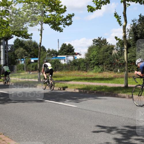 10.08.2025 - GEWOBA Citytriathlon Bremen Yannick Fuchs http://msf.ph/oto/8575150 10.08.2025 14:22:04 Radfahren 109, 160, 215, 224, 253, 258, 283 meine-sportfotos.de