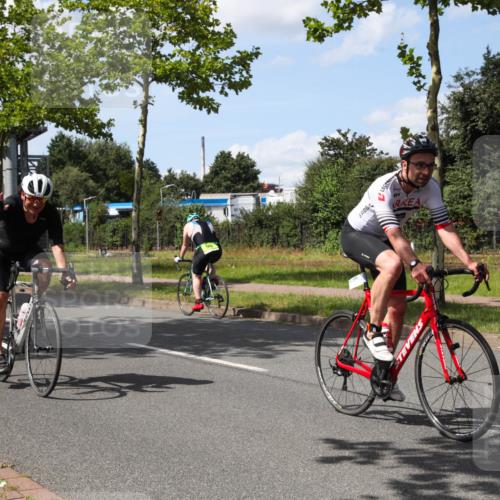10.08.2025 - GEWOBA Citytriathlon Bremen Yannick Fuchs http://msf.ph/oto/8575194 10.08.2025 14:22:26 Radfahren 186, 215, 217, 242, 259, 262 meine-sportfotos.de