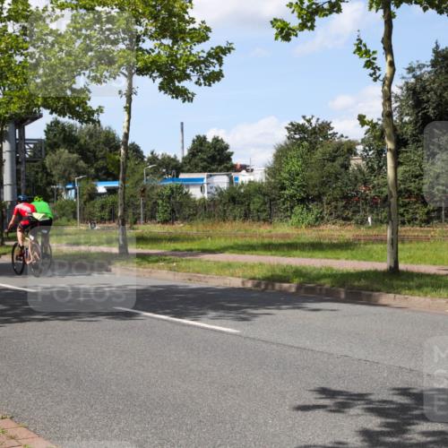 10.08.2025 - GEWOBA Citytriathlon Bremen Yannick Fuchs http://msf.ph/oto/8575207 10.08.2025 14:22:38 Radfahren 86, 204, 217, 242, 259, 262, 297, 427 meine-sportfotos.de