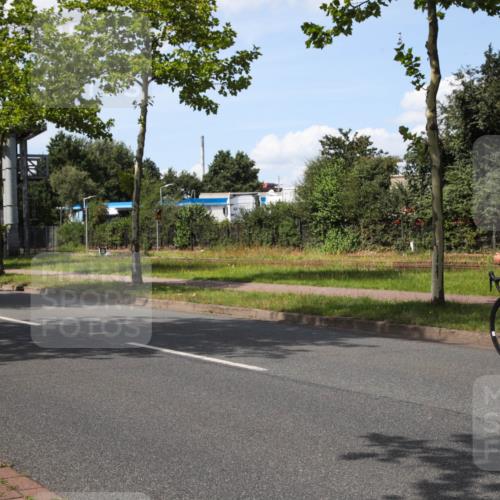 10.08.2025 - GEWOBA Citytriathlon Bremen Yannick Fuchs http://msf.ph/oto/8575363 10.08.2025 14:25:01 Radfahren 22, 166, 202, 235, 269, 332, 346, 432 meine-sportfotos.de