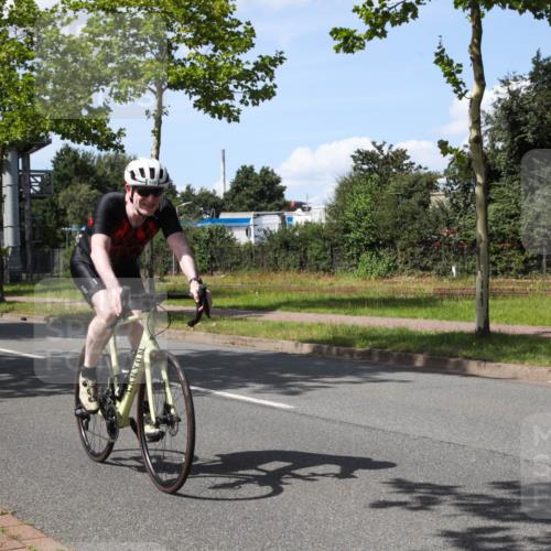 10.08.2025 - GEWOBA Citytriathlon Bremen Yannick Fuchs http://msf.ph/oto/8575383 10.08.2025 14:25:19 Radfahren 49, 85, 208, 267, 270, 323, 326, 336, 462, 479 meine-sportfotos.de