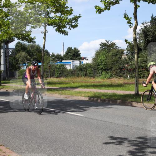 10.08.2025 - GEWOBA Citytriathlon Bremen Yannick Fuchs http://msf.ph/oto/8575387 10.08.2025 14:25:21 Radfahren 49, 85, 208, 267, 270, 323, 326, 336, 462, 479 meine-sportfotos.de