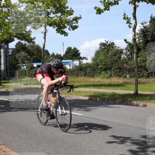 10.08.2025 - GEWOBA Citytriathlon Bremen Yannick Fuchs http://msf.ph/oto/8575414 10.08.2025 14:25:45 Radfahren 167, 446, 499 meine-sportfotos.de