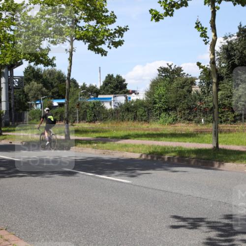 10.08.2025 - GEWOBA Citytriathlon Bremen Yannick Fuchs http://msf.ph/oto/8575430 10.08.2025 14:25:52 Radfahren 167, 181, 273, 331, 446, 499 meine-sportfotos.de