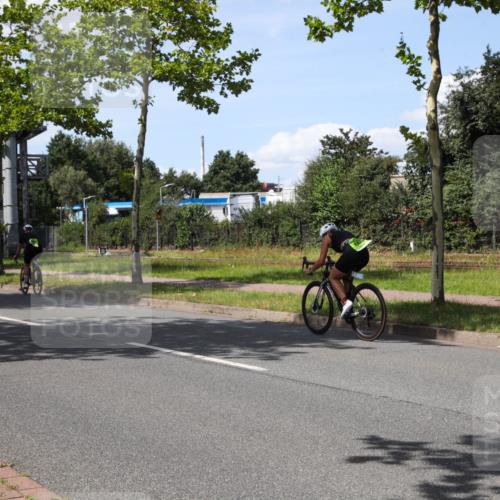 10.08.2025 - GEWOBA Citytriathlon Bremen Yannick Fuchs http://msf.ph/oto/8575432 10.08.2025 14:25:52 Radfahren 167, 181, 273, 331, 446, 499 meine-sportfotos.de