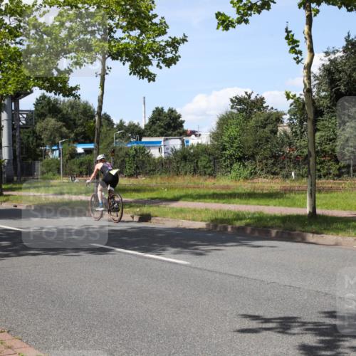 10.08.2025 - GEWOBA Citytriathlon Bremen Yannick Fuchs http://msf.ph/oto/8575440 10.08.2025 14:25:56 Radfahren 167, 181, 220, 273, 325, 331, 446, 499 meine-sportfotos.de