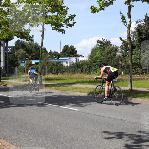10.08.2025 - GEWOBA Citytriathlon Bremen Yannick Fuchs http://msf.ph/oto/8575448 10.08.2025 14:25:58 Radfahren 167, 181, 220, 231, 273, 325, 331, 446, 499 meine-sportfotos.de