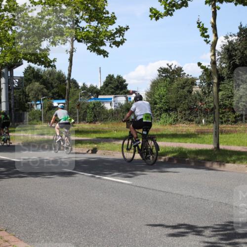 10.08.2025 - GEWOBA Citytriathlon Bremen Yannick Fuchs http://msf.ph/oto/8575479 10.08.2025 14:26:10 Radfahren 181, 220, 231, 273, 278, 325, 331 meine-sportfotos.de