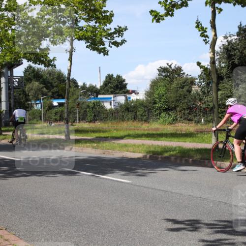 10.08.2025 - GEWOBA Citytriathlon Bremen Yannick Fuchs http://msf.ph/oto/8575484 10.08.2025 14:26:11 Radfahren 181, 220, 231, 273, 278, 325, 331 meine-sportfotos.de