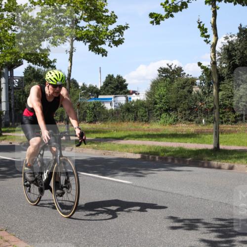 10.08.2025 - GEWOBA Citytriathlon Bremen Yannick Fuchs http://msf.ph/oto/8575509 10.08.2025 14:26:18 Radfahren 220, 231, 278, 325, 360, 404 meine-sportfotos.de
