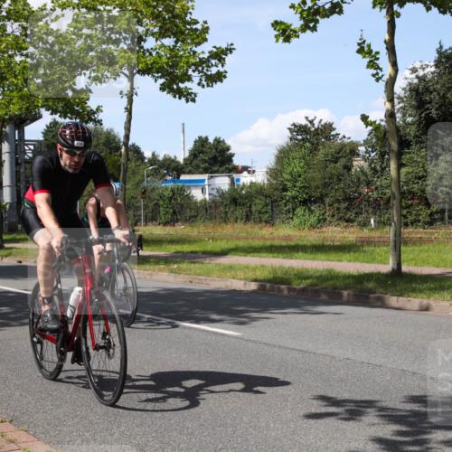 10.08.2025 - GEWOBA Citytriathlon Bremen Yannick Fuchs http://msf.ph/oto/8575538 10.08.2025 14:26:27 Radfahren 278, 358, 360, 404, 453, 532 meine-sportfotos.de