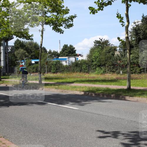 10.08.2025 - GEWOBA Citytriathlon Bremen Yannick Fuchs http://msf.ph/oto/8575549 10.08.2025 14:26:31 Radfahren 358, 360, 404, 453, 532 meine-sportfotos.de