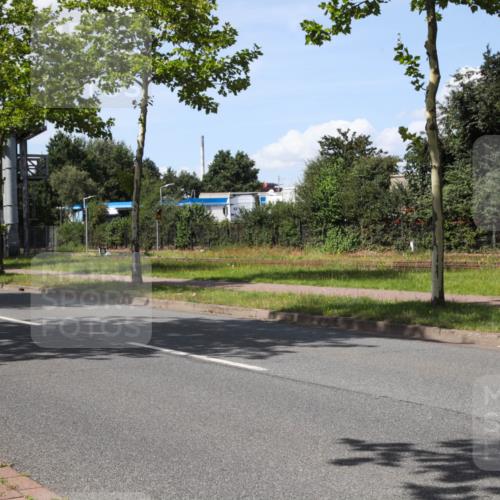 10.08.2025 - GEWOBA Citytriathlon Bremen Yannick Fuchs http://msf.ph/oto/8575565 10.08.2025 14:26:36 Radfahren 358, 360, 404, 408, 445, 453, 532 meine-sportfotos.de