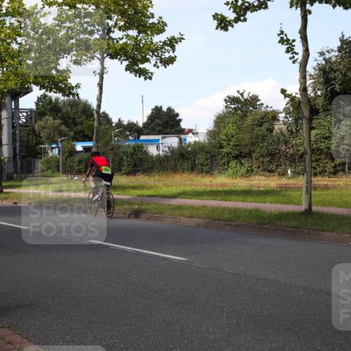 10.08.2025 - GEWOBA Citytriathlon Bremen Yannick Fuchs http://msf.ph/oto/8575656 10.08.2025 14:27:49 Radfahren 156, 159, 194, 293, 322, 363 meine-sportfotos.de