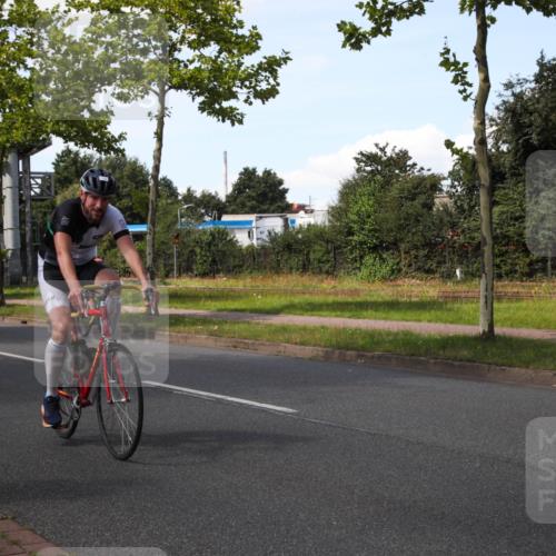 10.08.2025 - GEWOBA Citytriathlon Bremen Yannick Fuchs http://msf.ph/oto/8575664 10.08.2025 14:27:52 Radfahren 159, 194, 293, 322, 363 meine-sportfotos.de
