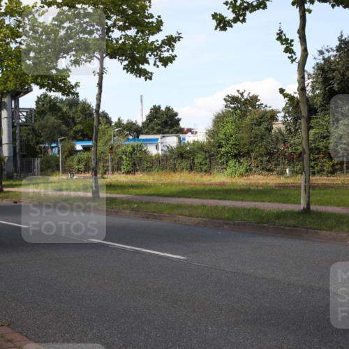 10.08.2025 - GEWOBA Citytriathlon Bremen Yannick Fuchs http://msf.ph/oto/8575680 10.08.2025 14:27:56 Radfahren 70, 159, 194, 293, 322 meine-sportfotos.de