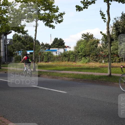 10.08.2025 - GEWOBA Citytriathlon Bremen Yannick Fuchs http://msf.ph/oto/8575685 10.08.2025 14:27:58 Radfahren 70, 159, 194, 293, 322 meine-sportfotos.de