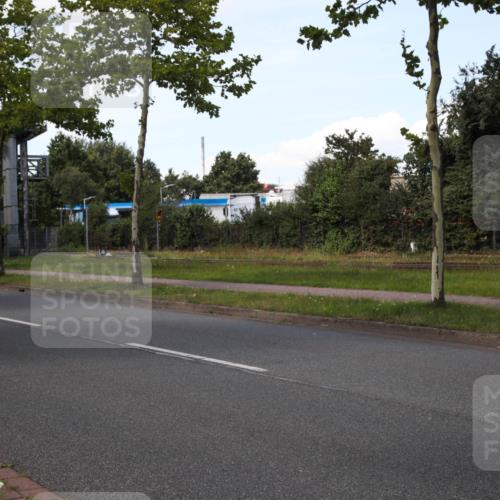 10.08.2025 - GEWOBA Citytriathlon Bremen Yannick Fuchs http://msf.ph/oto/8575689 10.08.2025 14:28:06 Radfahren 70, 159, 293, 382 meine-sportfotos.de