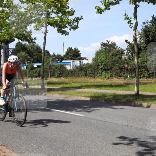 10.08.2025 - GEWOBA Citytriathlon Bremen Yannick Fuchs http://msf.ph/oto/8575724 10.08.2025 14:28:47 Radfahren 171, 193, 237, 350, 403, 467, 483 meine-sportfotos.de