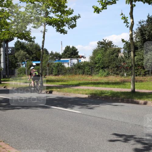 10.08.2025 - GEWOBA Citytriathlon Bremen Yannick Fuchs http://msf.ph/oto/8575759 10.08.2025 14:29:02 Radfahren 168, 172, 193, 321, 403 meine-sportfotos.de