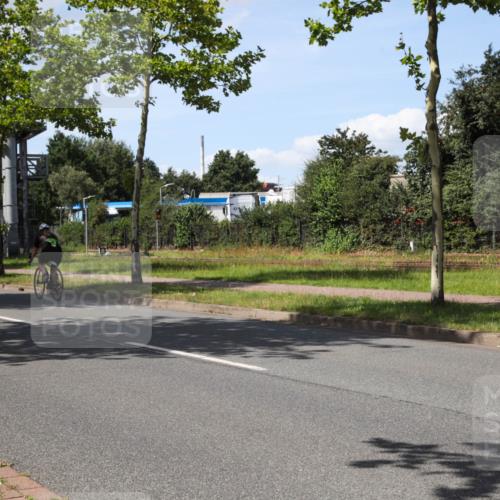 10.08.2025 - GEWOBA Citytriathlon Bremen Yannick Fuchs http://msf.ph/oto/8575761 10.08.2025 14:29:02 Radfahren 168, 172, 193, 321, 403 meine-sportfotos.de