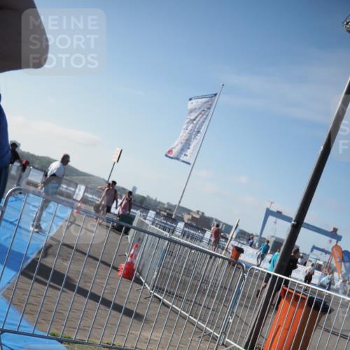 17.08.2025 - KN Förde Triathlon 2025 KatJ http://msf.ph/oto/8575767 17.08.2025 08:40:48 Schwimmen  meine-sportfotos.de