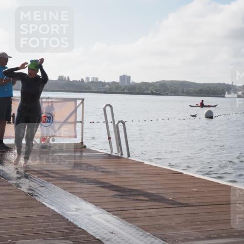 17.08.2025 - KN Förde Triathlon 2025 KatJ http://msf.ph/oto/8575879 17.08.2025 09:10:09 Schwimmen 102, 109, 119, 120, 102, 109, 110, 120 meine-sportfotos.de