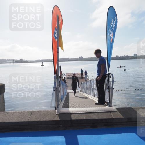 17.08.2025 - KN Förde Triathlon 2025 MichiJ http://msf.ph/oto/8575909 17.08.2025 09:07:42 Schwimmen 103, 104, 103, 104 meine-sportfotos.de