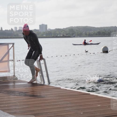 17.08.2025 - KN Förde Triathlon 2025 KatJ http://msf.ph/oto/8575941 17.08.2025 09:10:21 Schwimmen 105, 109, 114, 119, 253, 105, 109, 114, 119, 120 meine-sportfotos.de