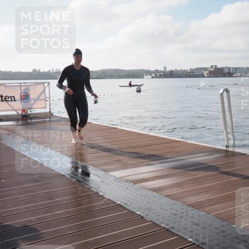 17.08.2025 - KN Förde Triathlon 2025 KatJ http://msf.ph/oto/8576558 17.08.2025 09:13:45 Schwimmen 138, 151, 138, 151 meine-sportfotos.de