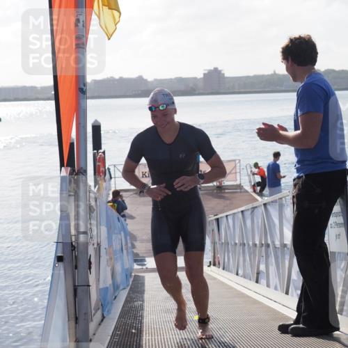 17.08.2025 - KN Förde Triathlon 2025 MichiJ http://msf.ph/oto/8576573 17.08.2025 09:10:37 Schwimmen 105, 114, 119, 253, 113, 121, 253 meine-sportfotos.de