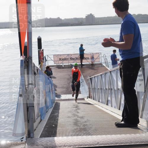17.08.2025 - KN Förde Triathlon 2025 MichiJ http://msf.ph/oto/8576580 17.08.2025 09:10:42 Schwimmen 105, 113, 253, 113, 121 meine-sportfotos.de