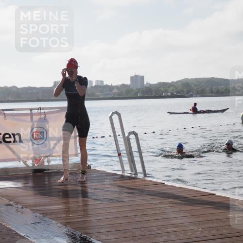 17.08.2025 - KN Förde Triathlon 2025 KatJ http://msf.ph/oto/8576585 17.08.2025 09:14:30 Schwimmen 140, 140 meine-sportfotos.de
