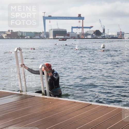 17.08.2025 - KN Förde Triathlon 2025 KatJ http://msf.ph/oto/8576867 17.08.2025 09:15:26 Schwimmen 141, 149, 141, 143, 149 meine-sportfotos.de