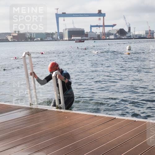17.08.2025 - KN Förde Triathlon 2025 KatJ http://msf.ph/oto/8576873 17.08.2025 09:15:26 Schwimmen 141, 149, 141, 143, 149 meine-sportfotos.de