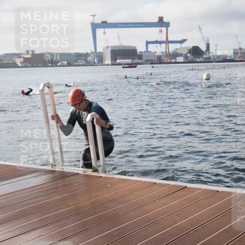 17.08.2025 - KN Förde Triathlon 2025 KatJ http://msf.ph/oto/8576881 17.08.2025 09:15:27 Schwimmen 141, 149, 141, 143, 149 meine-sportfotos.de