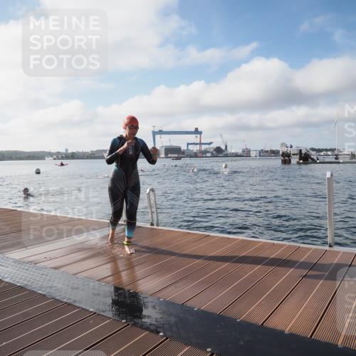 17.08.2025 - KN Förde Triathlon 2025 KatJ http://msf.ph/oto/8576891 17.08.2025 09:15:29 Schwimmen 141, 149, 141, 149 meine-sportfotos.de